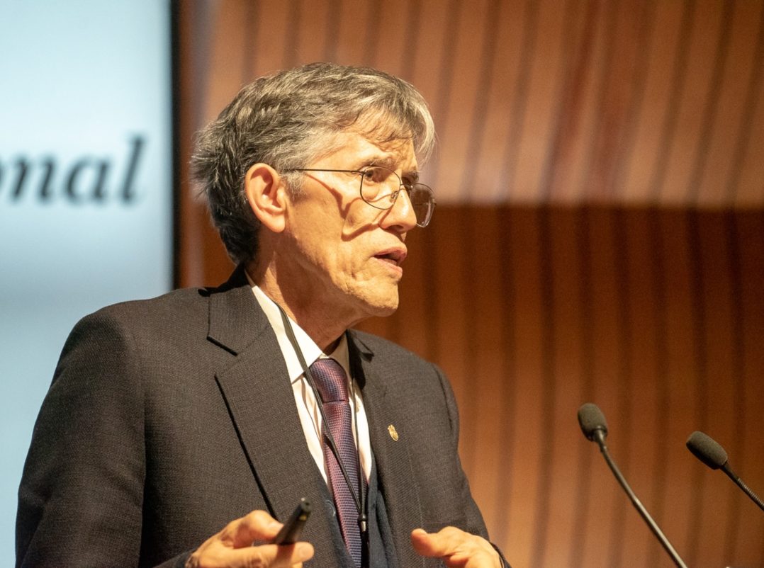 Antonio Lazcano ofreció cátedra en el Colegio Nacional, donde habló sobre el significado de la vida (Colegio Nacional).