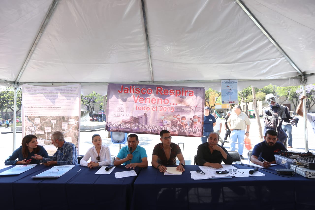 La Asociación de Talleres pide que se detenga iniciativa del gobernador para echar a andar el nuevo sistema de verificación vehicular. (Fernando Carra