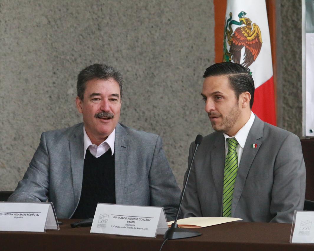 Solo el 33 por ciento de la ciudadanía utiliza el transporte público. Foto: Especial