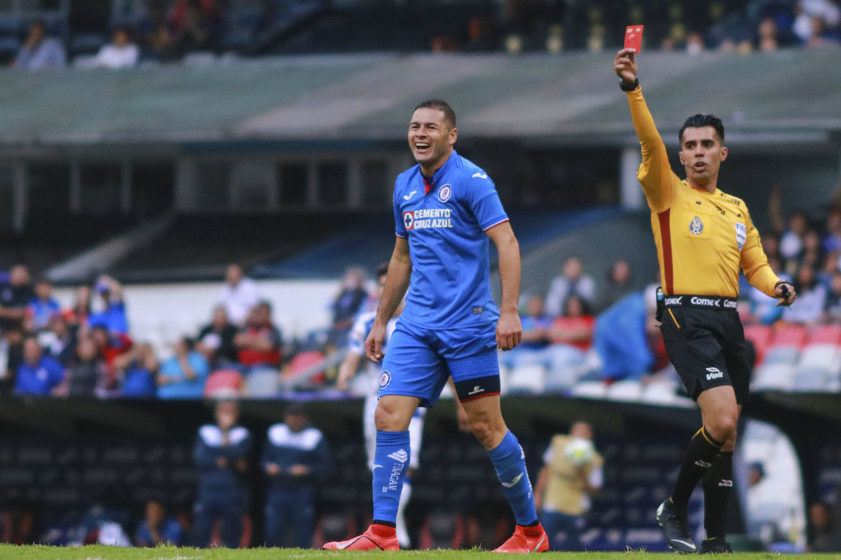 Pablo Aguilar fue expulsado en el partido contra Pachuca (Imago7)