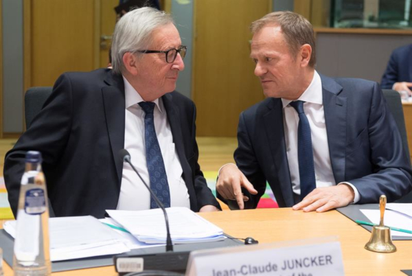 El presidente de la Comisión Europea, Jean-Claude Juncker, y el presidente del Consejo Europeo, Donald Tusk. |EFE