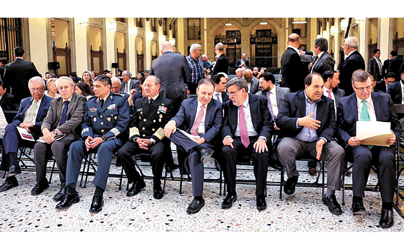 El titular del Ejecutivo convocó a su gabinete legal y ampliado a una reunión privada en Palacio Nacional. (Especial)