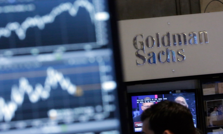 Goldman Sachs colaboró a ciegas con el fraude millonario de Jho Low. (AP)