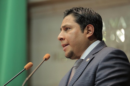 No se tratará el tema de adopciones. (Especial)