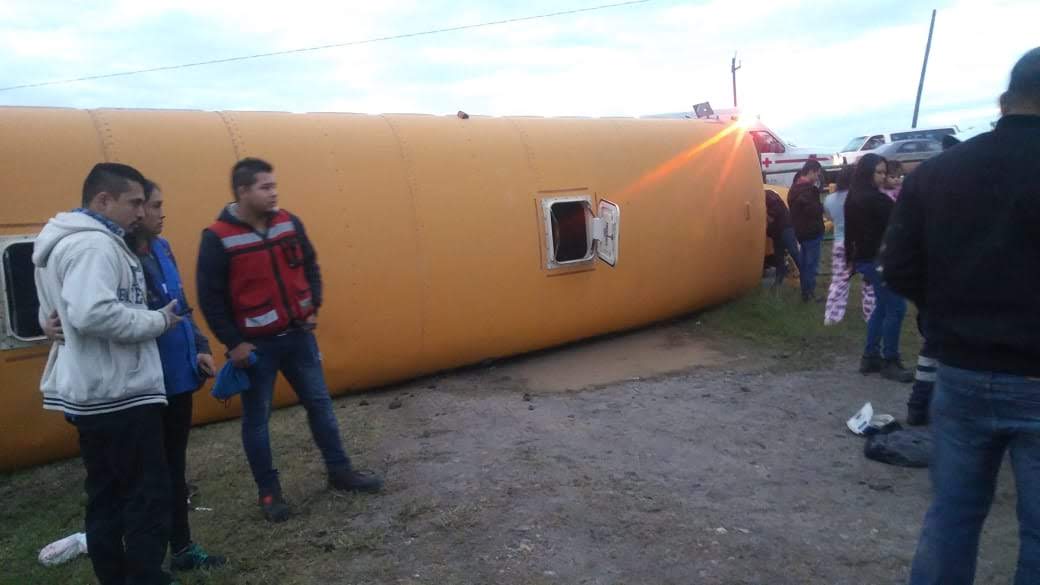 Volcadura de autobús de trabajadores en Tamaulipas