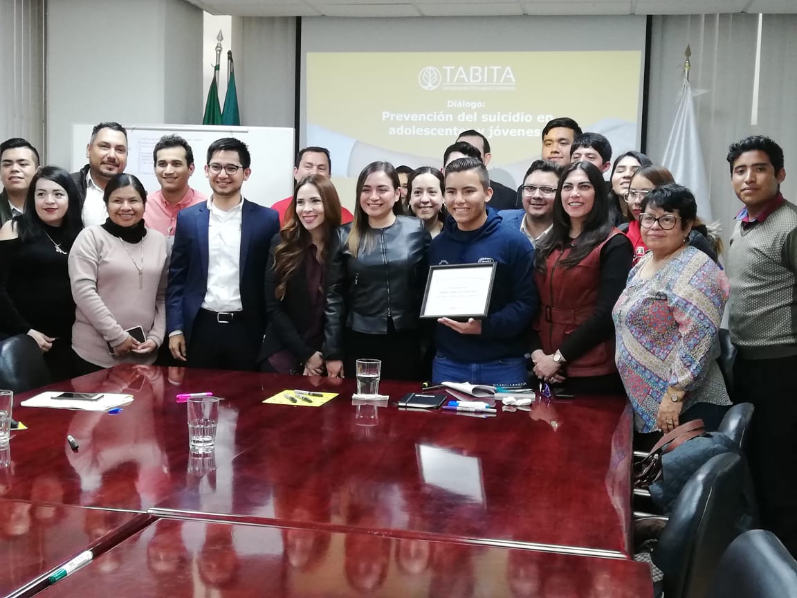 En la mesa de trabajo se reunieron expertos en el tema, con gente que lo desconoce. Foto: Ricardo Alanís