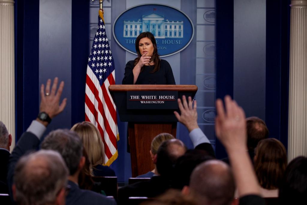 La vocera de la Casa Blanca, Sarah Sanders, afirmó que la Casa Blanca fue expulsado de Siria (AP)