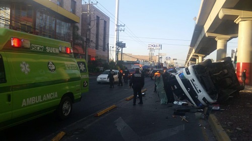 Tres de los lesionados venían en la combi. (Especial)
