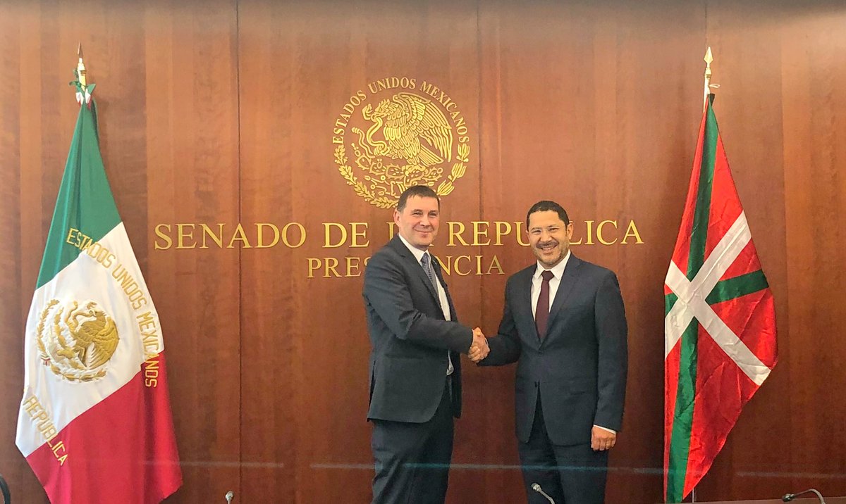 Arnaldo Otegi y Martí Batres (@martibatres)