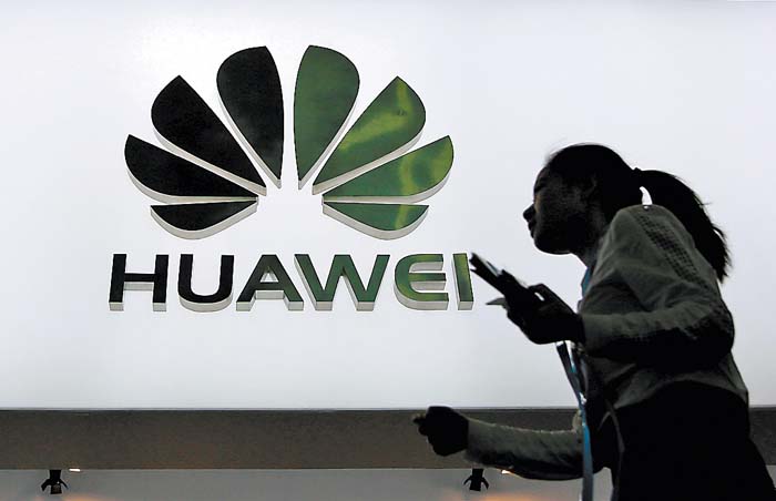 La firma gasta 300 mdd al año en financiamiento a investigación. Aly song/Reuters
