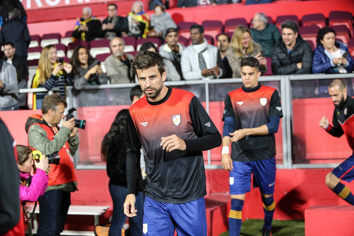 Gerard piqué con la selección de Catalunya (Especial: @FCF_CAT)