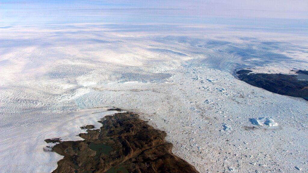 El glaciar Jakobshavn ya había perdido tres kilómetros de tamaño y casi 40 metros de grosor en 2012. (AP)