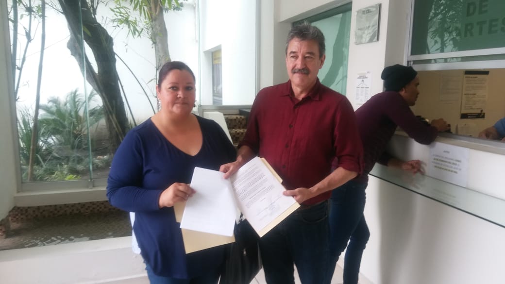 Rocío Montalvo, vocera de Únete Pueblo, y Hernán Villarreal, consultor de movilidad (Foto: César Cubero).