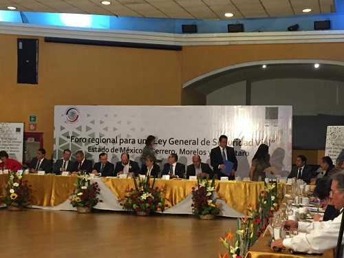 El secretario participó en un foro para el sector. (Alicia Rivera)