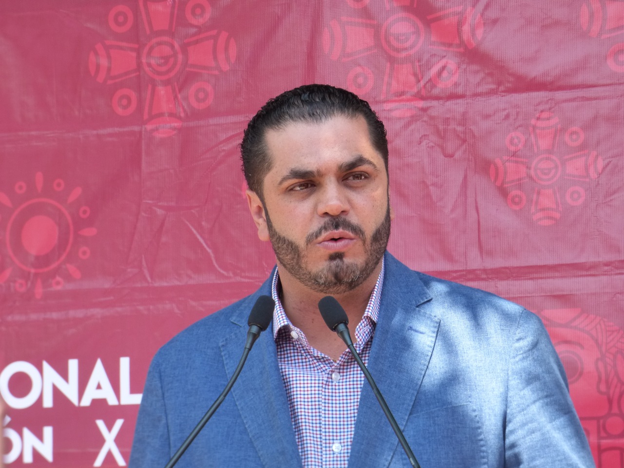 Felipe Patjane Martínez, afirmó, que armar a la ciudadanía no es la solución para combatir a la delincuencia (Apolonia Amato)