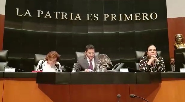 Martí Batres, presidente de la mesa directiva, presentó a los candidatos (Especial)