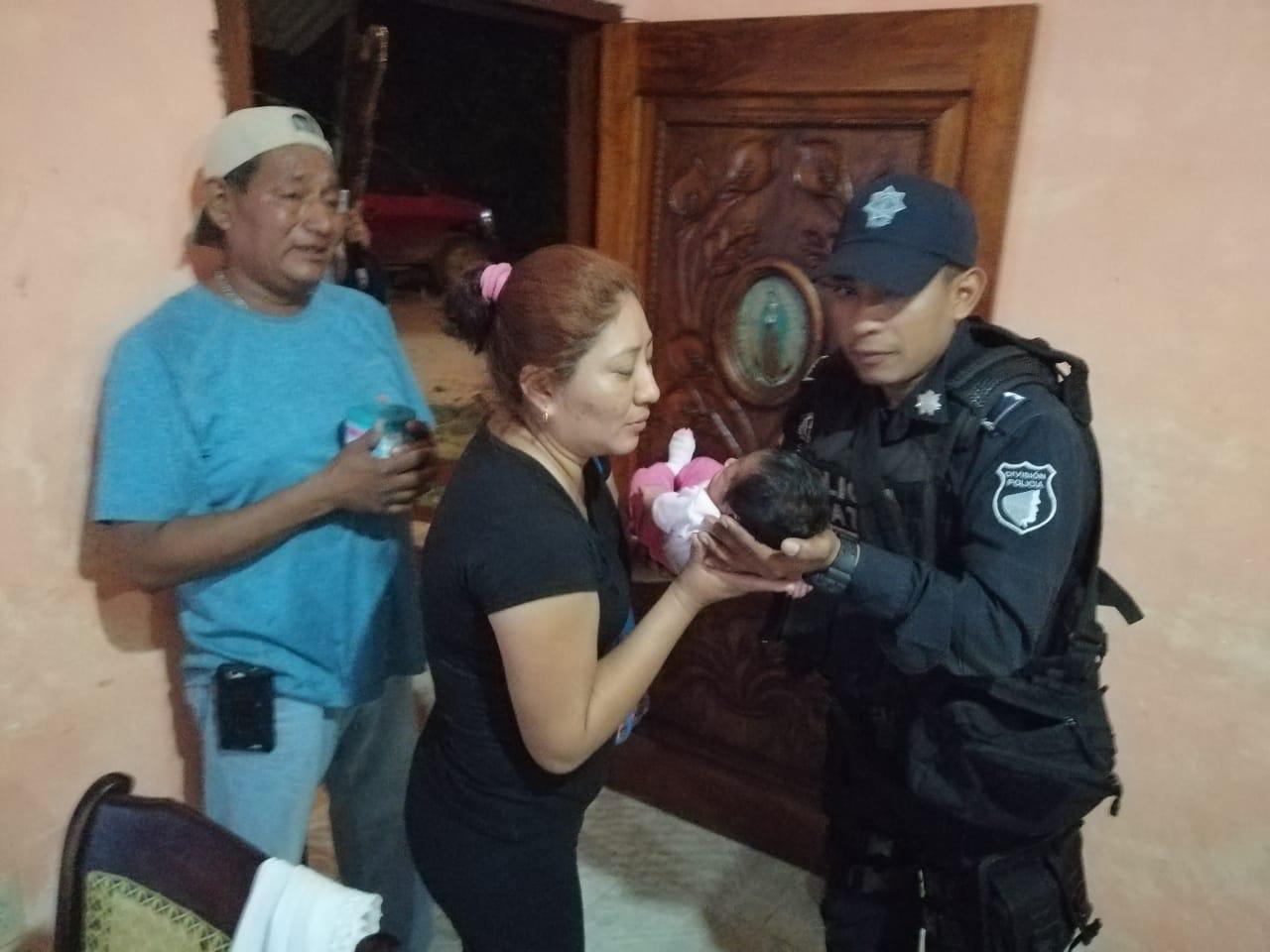 La bebé fue regresada a su madre tras ser recuperada. (Óscar Rodríguez)