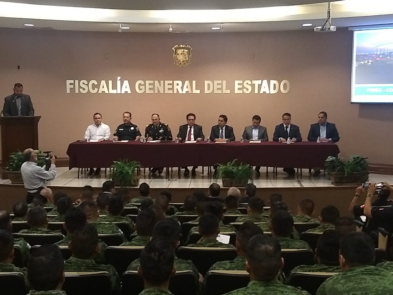 En 2018 por huchicoleo, se detuvieron 30 personas y se aseguraron 200 mil litros de gasolina. (Ana Ponce)