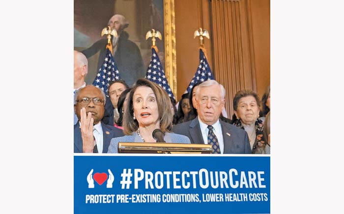 La líder de la Cámara de Representantes, Nancy Pelosi, dio una conferencia sobre el tema. J. Scott Applewhite AP