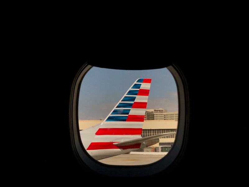 American Airlines había paralizado sus operaciones hacia Caracas y Maracaibo después de que el Departamento de Estado de EU emitiera una alerta de via