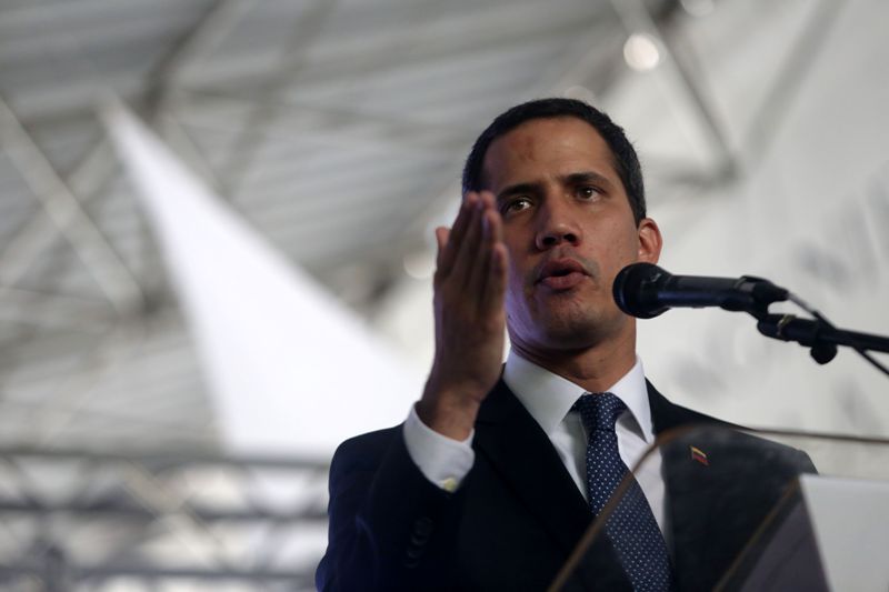 Juan Guaidó es reconocido por más de 20 países como presidente interino de Venezuela. (AFP)