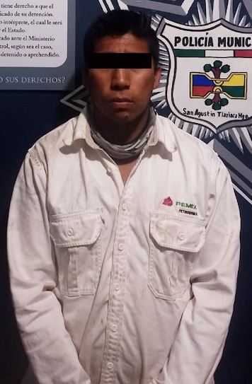 La unidad vehicular y el combustible fueron decomisados. (Cortesía)