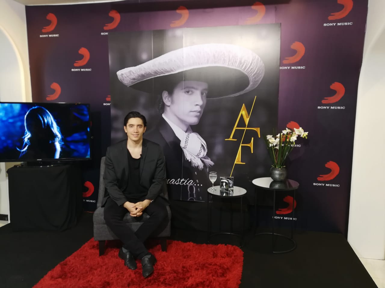 Álex Fernández, la música ranchera corre por sus venas.