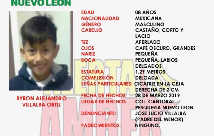 Byron Alejandro vestía un pantalón camuflajeado en color verde.