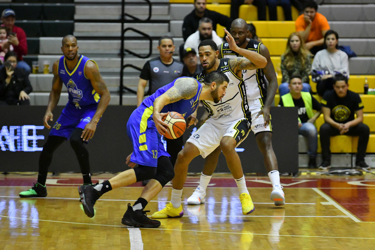 Fuerza Regia y Capitanes se medirán en las Finales de la LNBP (Imago7)