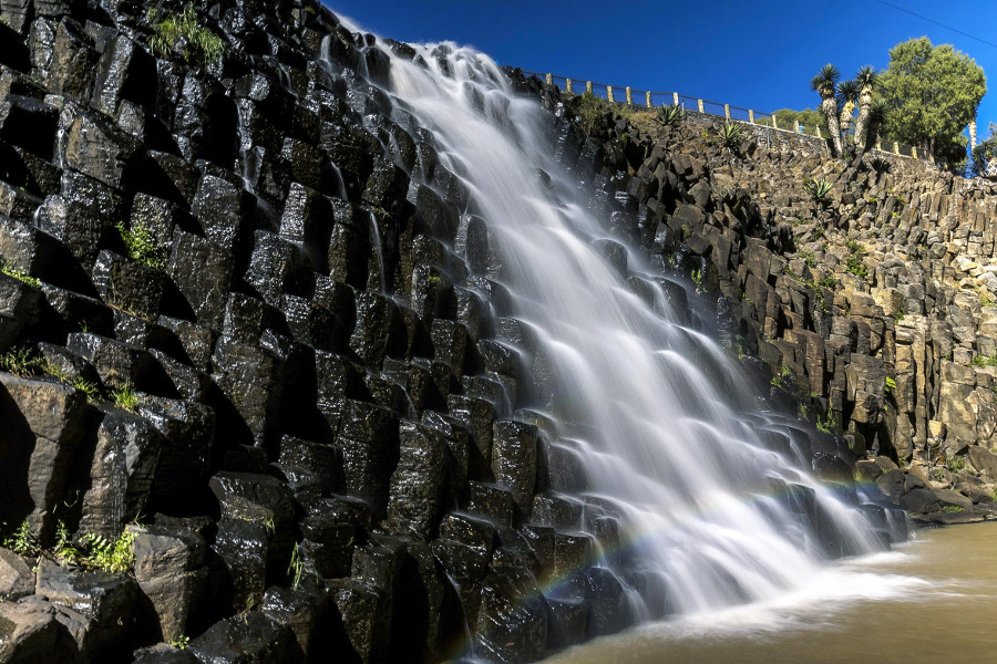 Los Prismas Basálticos son  formaciones rocosas de caprichosas estructuras geométricas (Notimex)