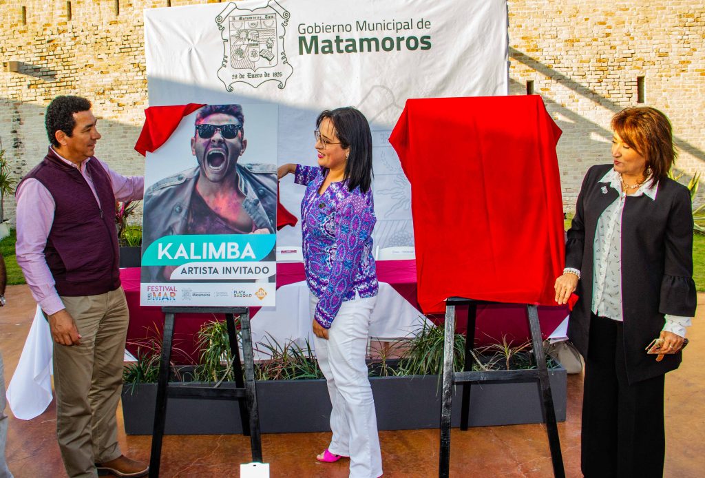 Develación de la foto de la reina de Playa Bagdad 2019, en Matamoros, Irina Baeva.