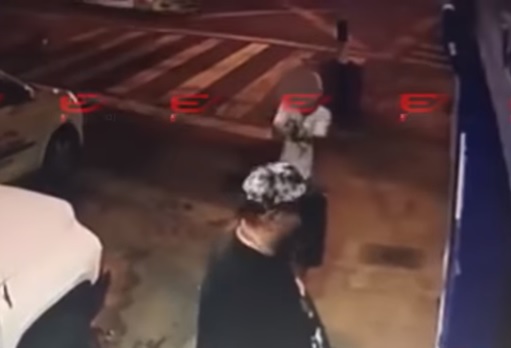 El menos disparó contra un hombre en calles de Colombia.