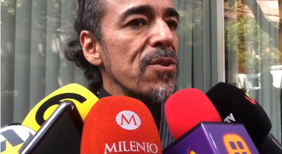 El cantante también manifestó su solidaridad con el movimiento Me too (Violeta Moreno).