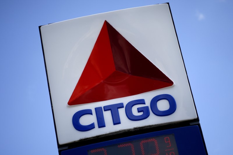 Pence dijo que los precios del petróleo han estado bastante bajos y competitivos recientemente. (Reuters)