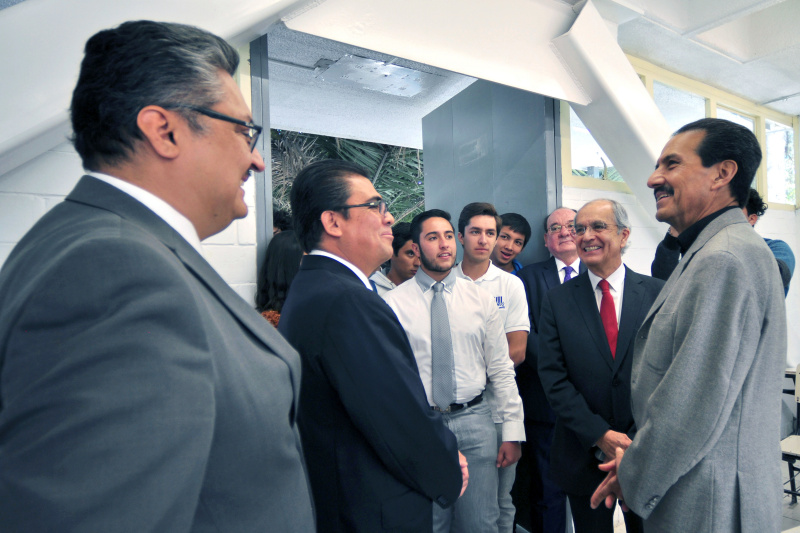 Alfonso Esparza (Especial)