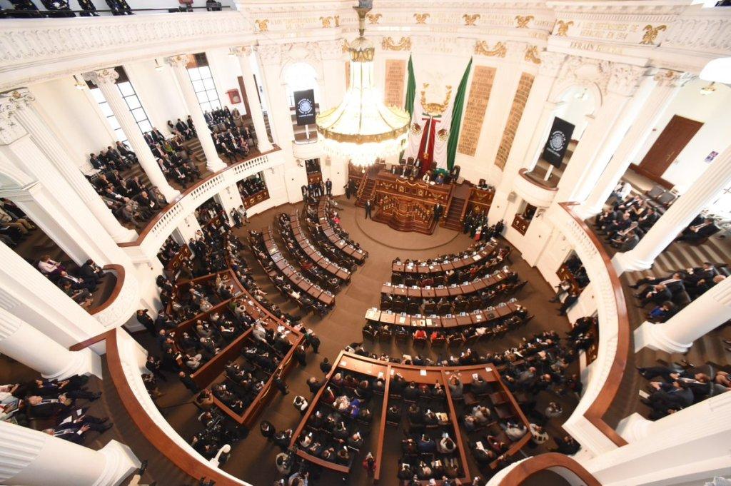 Los diputados se regirán bajo los principios de legalidad, honradez, eficiencia y parlamento abierto. | Twitter @Congreso_CdMex