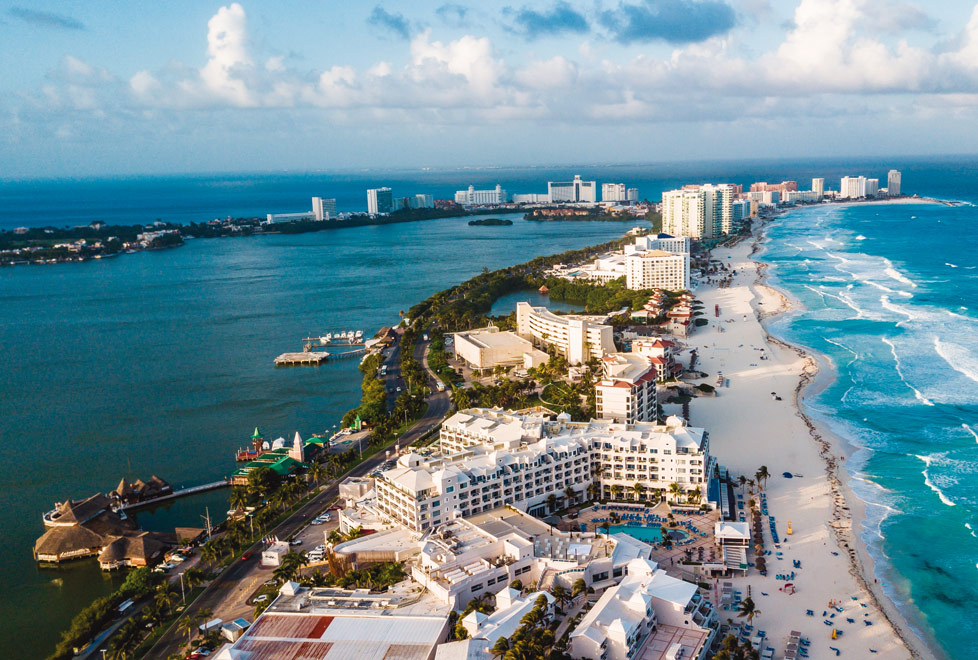 En 2017, Cancún recibió a casi cinco millones de turistas.