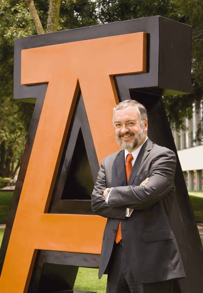 Francisco Madrid, Edita la publicación Panorama de la actividad turística en México, publicada por el CNET y la Universidad Anáhuac.