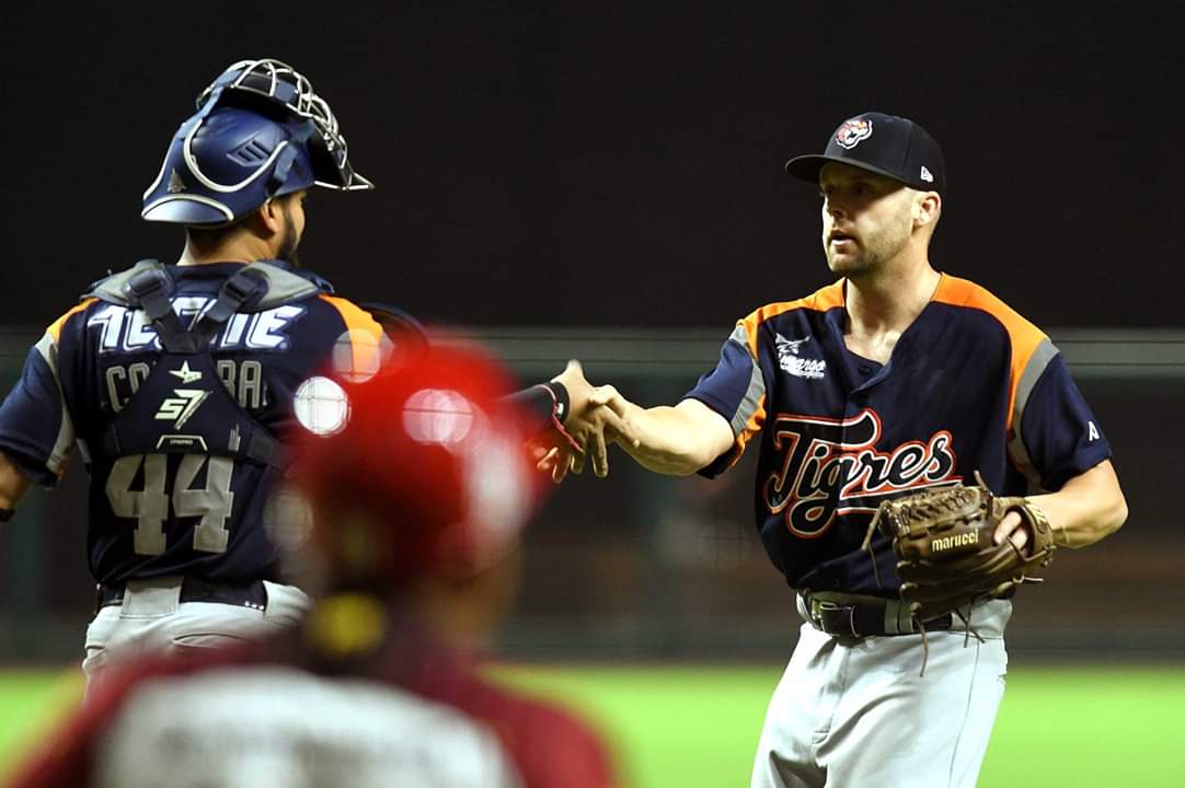 Tigres empata la Guerra Civil contra Diablos Rojos (Twitter @tigresqroficial)