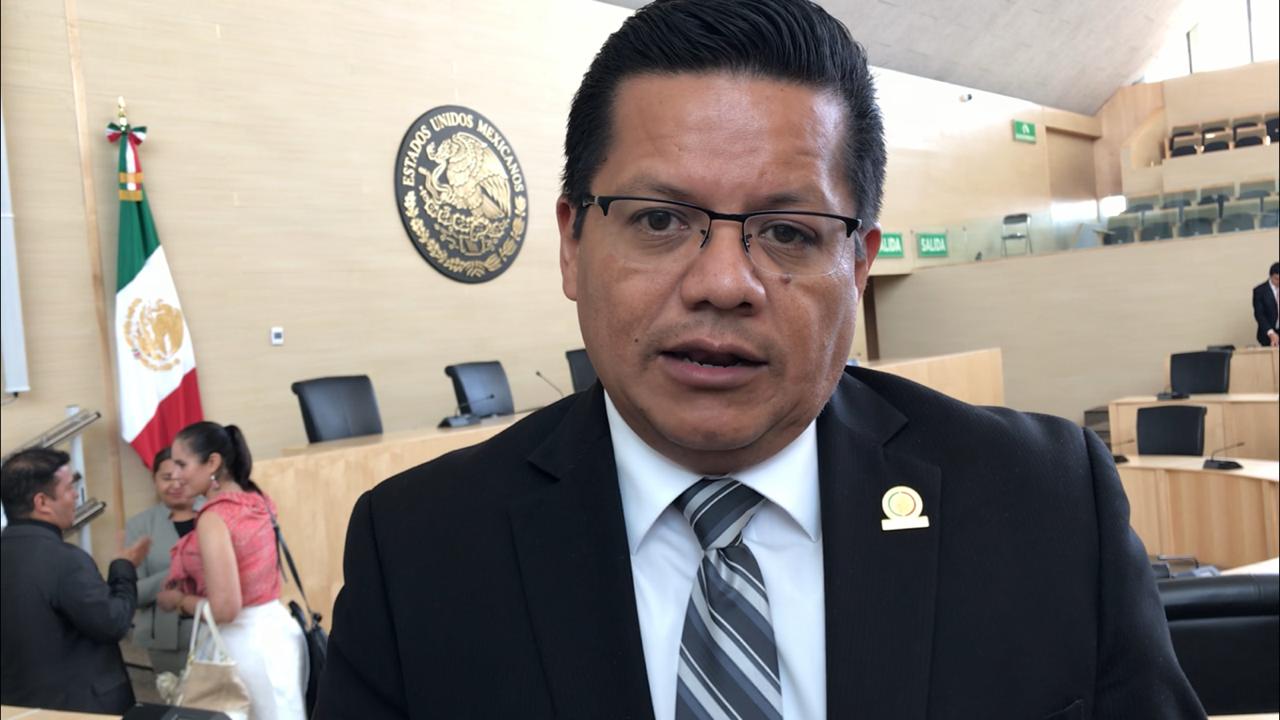Rolando Alcántar Rojas (Carlos Olvera)