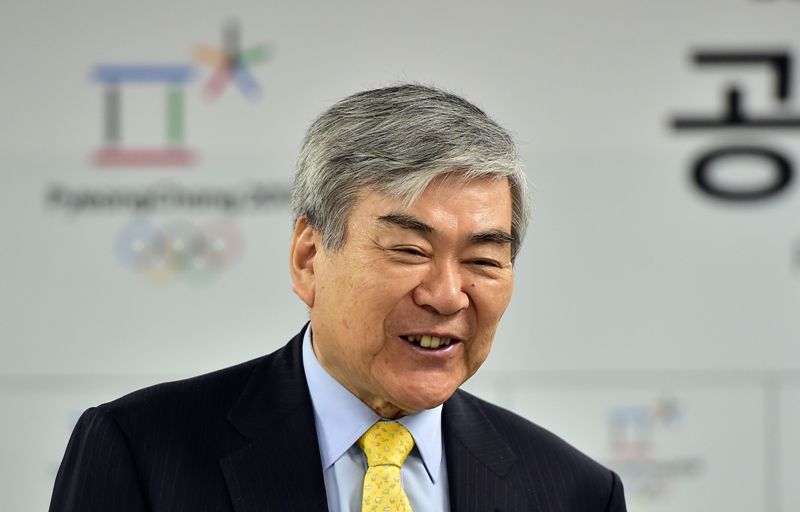 Cho Yang-ho estaba siendo juzgado por corrupción y su muerte se produce dos semanas después de que los accionistas decidieran destituirlo