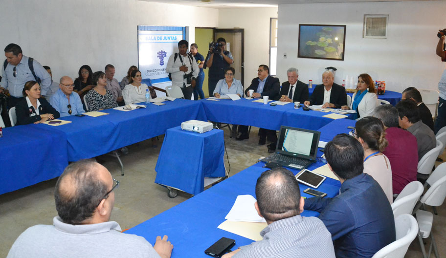 Este martes se dio la toma de protesta y primera reunión de trabajo de la Junta de Gobierno del Hospital Municipal de Torreón. (Especial)