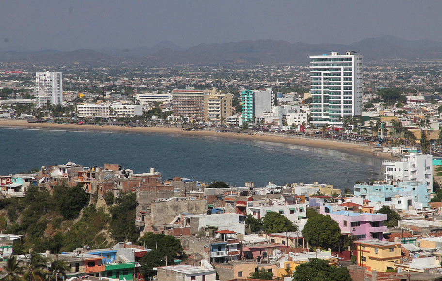 Mazatlán, Playa  (Manuel Guadarrama)