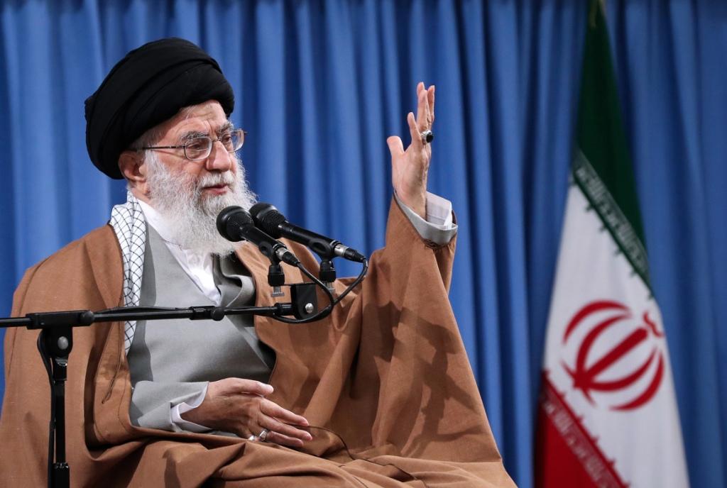 Rohani también reprochó a Estados Unidos la catástrofe del vuelo 655 de Iran Air, en la que murieron 290 personas en julio de 1988. AFP