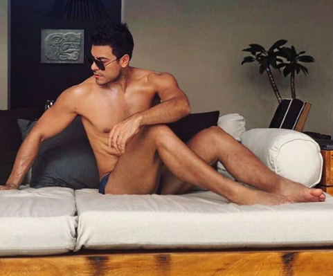 Carlos Rivera se encuentra de gira  por Europa (Instagram).