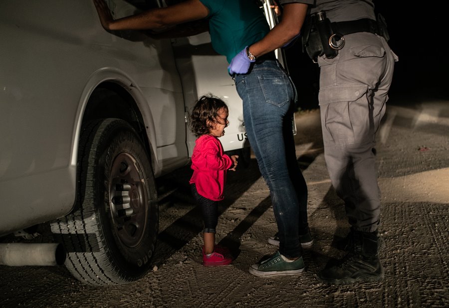 La foto de una niña hondureña llorando en la frontera fue elegida la mejor del año. (World Press Photo)