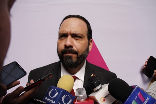 El funcionario estatal afirmó que el proyecto será gradual. (Claudia Aguilar)