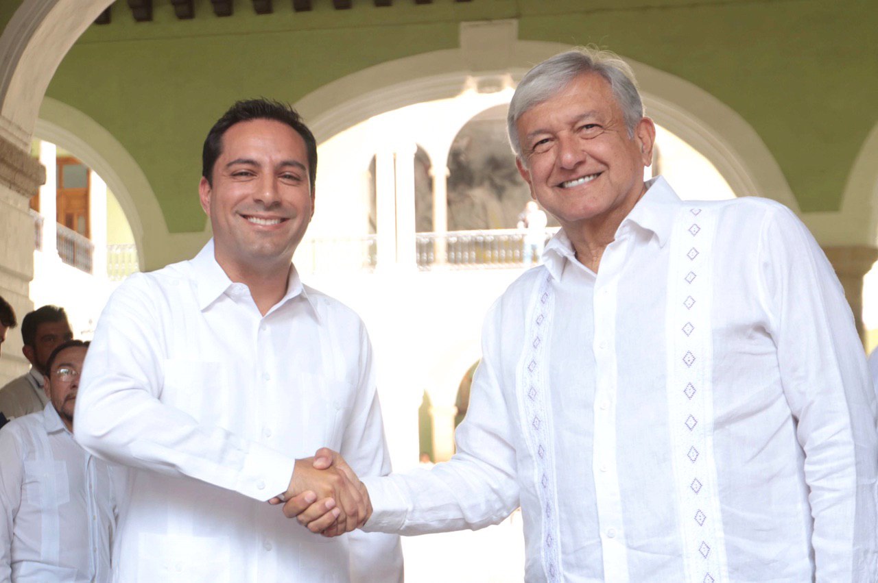 Vila Dosal respaldó el proyecto del Presidente. (Especial)