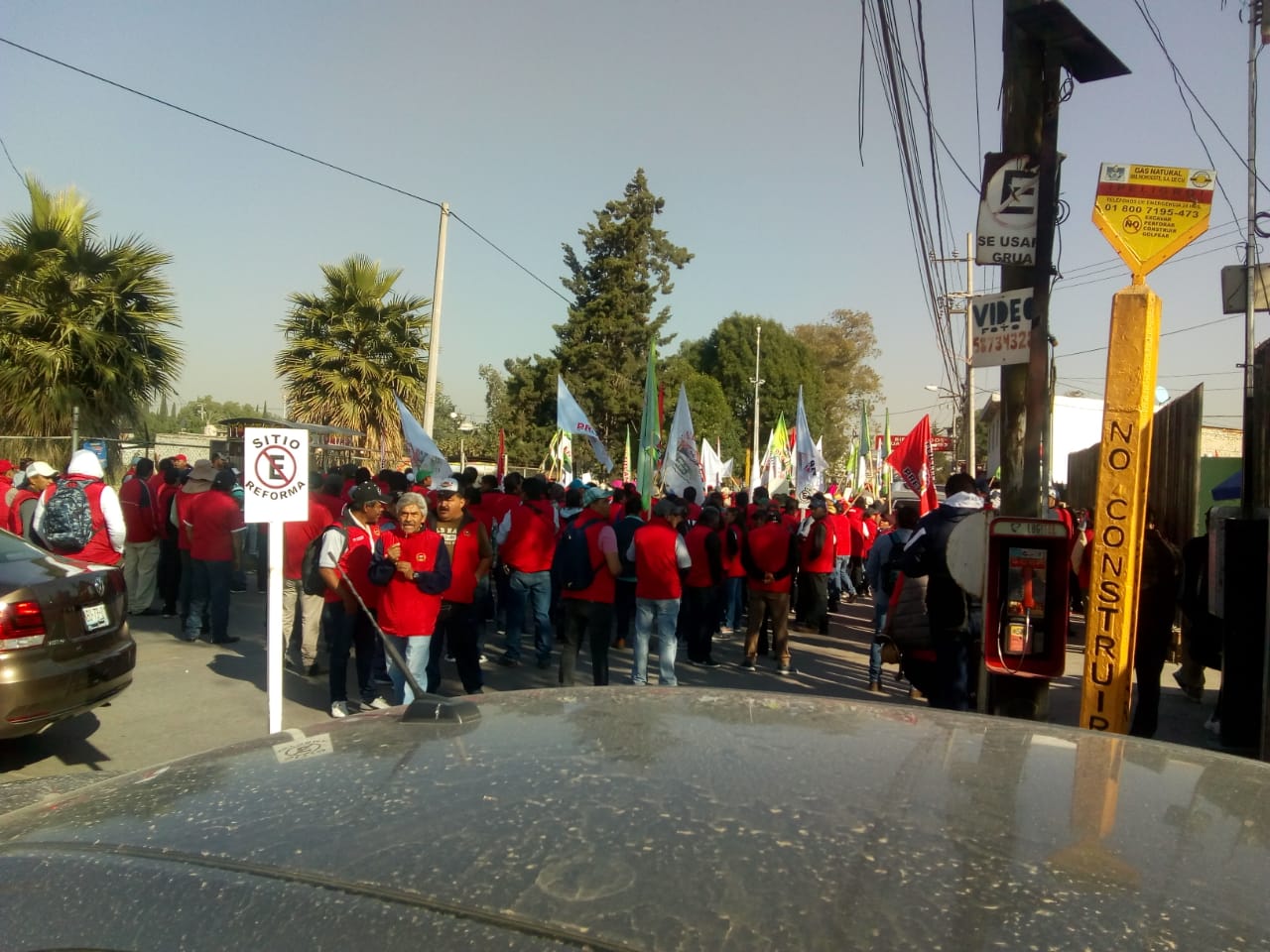 Encabezados por el líder local del Suteym, Oscar González. (Especial)