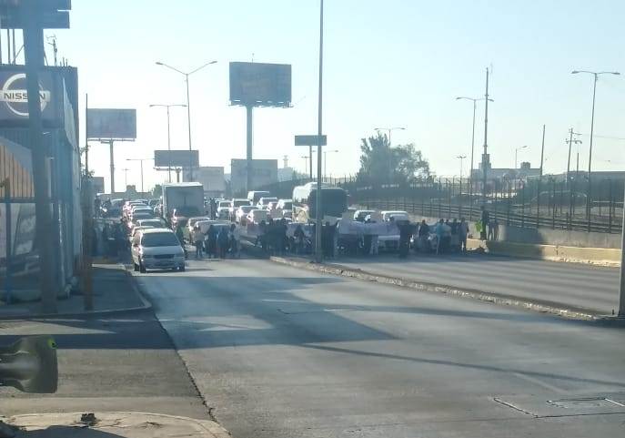 Los manifestantes bloquearon Circuito Interior, con dirección al poniente. | Ramón Ramírez